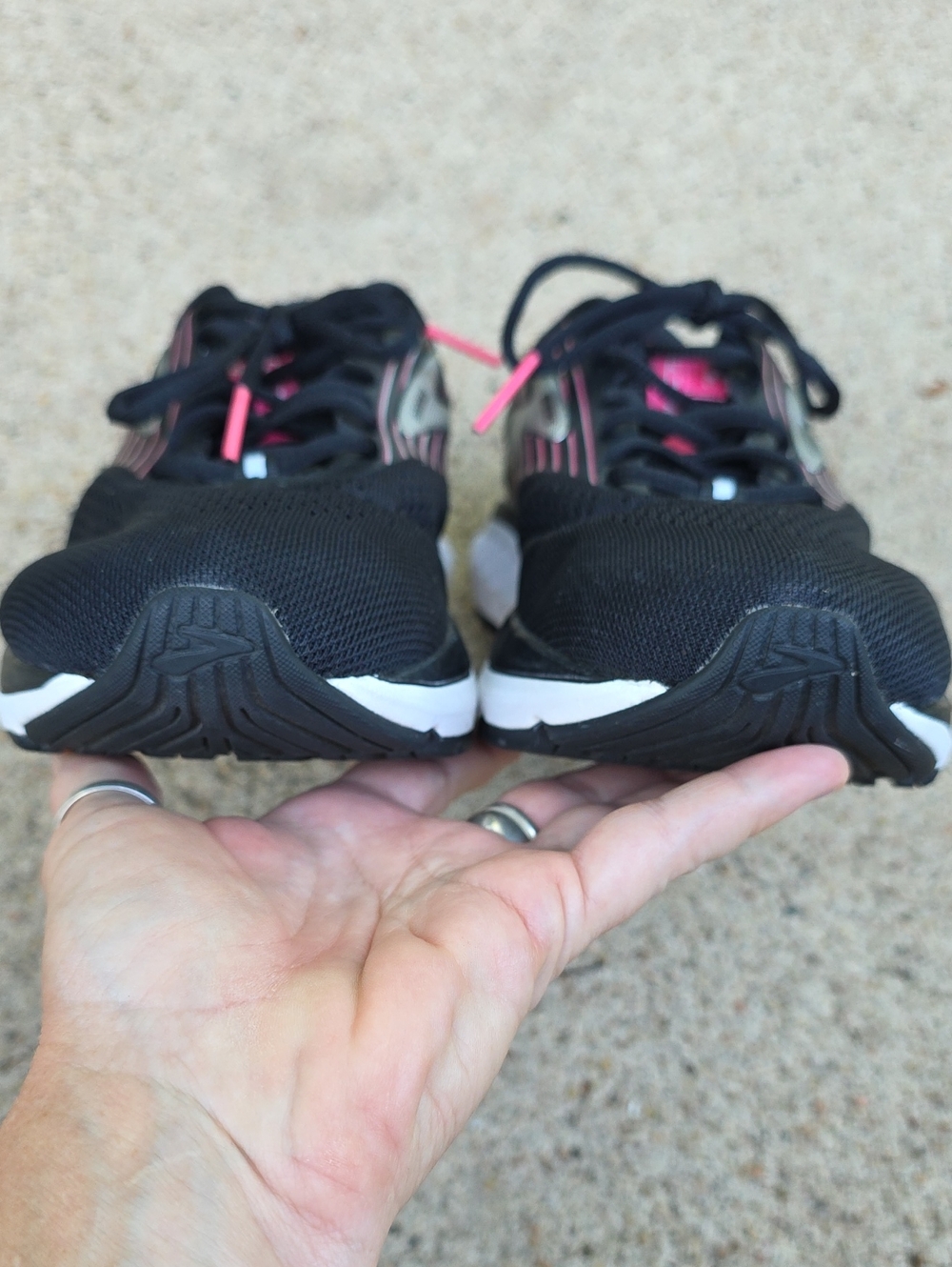 Brooks Addiction 14 Black Hot Pink Running Walking Shoes Sneakers Size 9.5 - Picture 7 of 14
